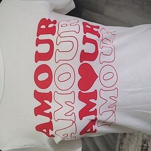 Amour AM❤️UR T-Shirt Size L